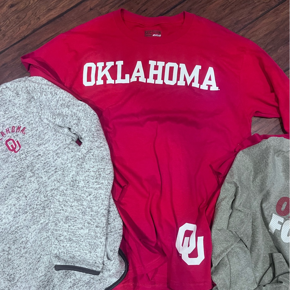 Bundle of 3 women’s medium Oklahoma Sooners Sweatshirts long sleeve shirts - Picture 3 of 8